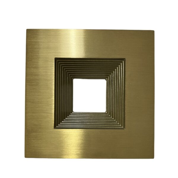 JN119 6"INCH TRIM GOLDEN SQUARE BAFFLE